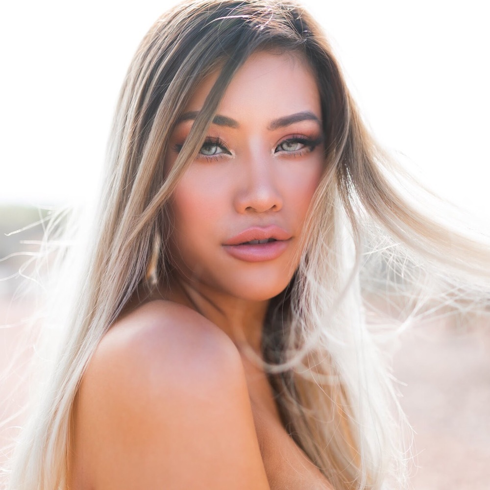 ✨Meet Your Posher✨👠💄